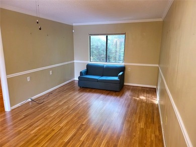 This 2 bedroom 2 bath unit offers privacy & peaceful setting - photo 4