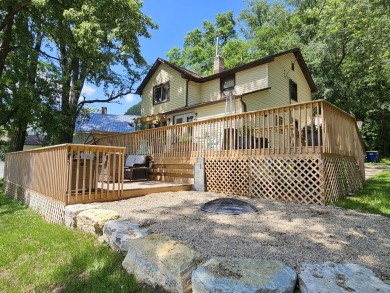 Lake Home For Sale in Genoa, Wisconsin