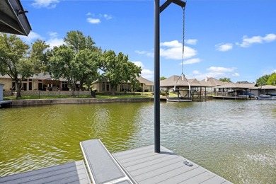 10K in CLOSING COSTS until July 31st! Luxury waterfront living - photo 6