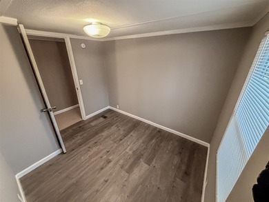 Well-maintained, move-in ready, affordable Lake Home! Escape to - photo 11