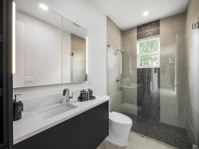 Welcome to your dream home! Discover the perfect blend of luxury - photo 14
