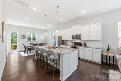 Fantastic End Unit Townhome with Resort-Style Amenities! This - photo 15