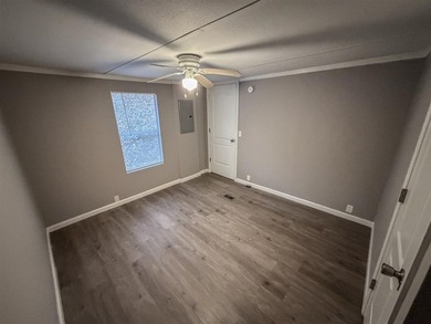 Well-maintained, move-in ready, affordable Lake Home! Escape to - photo 15