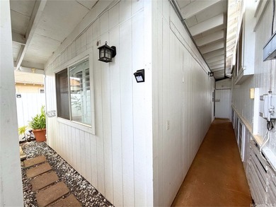 Welcome home to this beautifully maintained single-level - photo 17