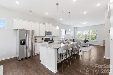 Fantastic End Unit Townhome with Resort-Style Amenities! This - photo 19