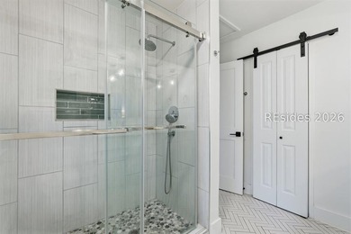 Fully renovated, 2 bed/2 bath Inverness Village Villa in - photo 19
