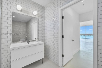 An exceptional opportunity to own a sprawling waterfront - photo 22