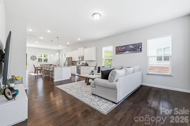 Fantastic End Unit Townhome with Resort-Style Amenities! This - photo 28