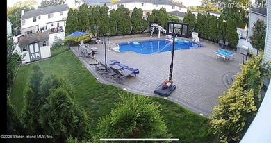 This Arden Heights center hall colonial will sell via auction on - photo 9