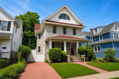 Welcome to this excellent move-in ready single-family home in - photo 3