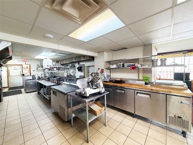 2,600 finished square feet, excellent visibility, and easy - photo 10