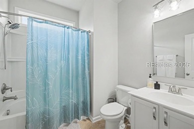 Welcome to this beautifully maintained 5-bedroom, 3-bath home in - photo 13