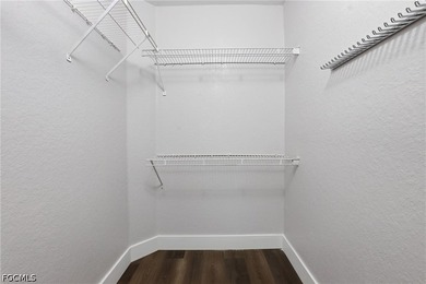 Welcome to this wonderful second-floor 2-bedroom, 1-bath - photo 20