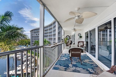 Experience luxury waterfront living in the desirable Hillsboro - photo 22