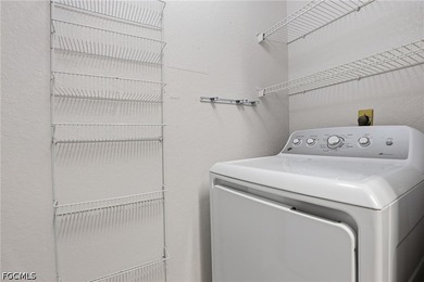 Welcome to this wonderful second-floor 2-bedroom, 1-bath - photo 23