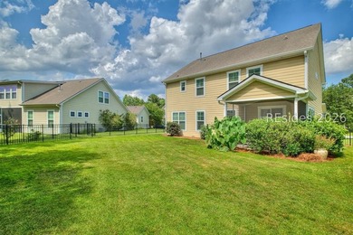 Welcome to this beautifully maintained 5-bedroom, 3-bath home in - photo 26