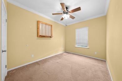 Welcome to your coastal retreat! This move-in ready 4-bedroom - photo 9