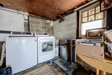 Welcome to this beautifully renovated raised ranch in Long - photo 31