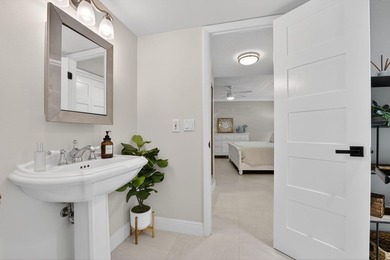 Experience luxury waterfront living in the desirable Hillsboro - photo 41
