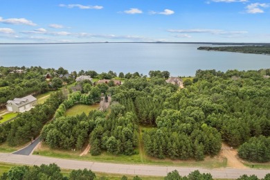 Lake Acreage For Sale in Necedah, Wisconsin