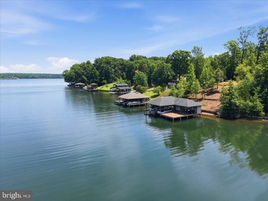 Remarkable waterfront lot! 3 stall Boathouse with huge sunning - photo 46