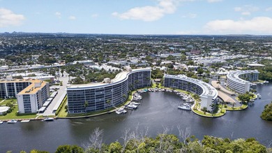 Experience luxury waterfront living in the desirable Hillsboro - photo 49