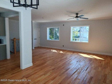 335 Oakland Ave. is the setting for this gorgeous New - photo 5