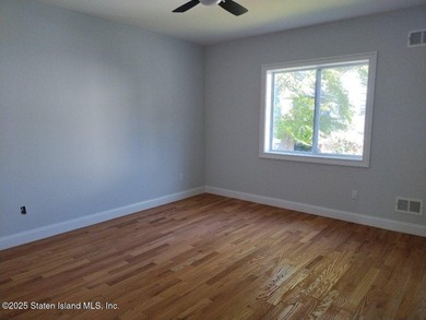 335 Oakland Ave. is the setting for this gorgeous New - photo 9