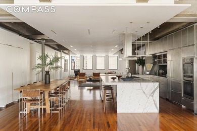 Massive, private, 70-foot wide, full-floor, 5,400sf - photo 4