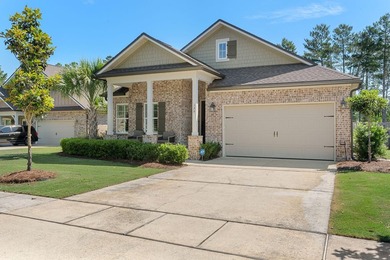 Come check out this custom-built Randy Wise home featuring a - photo 2