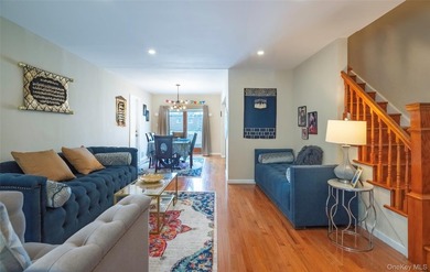 Welcome to this bright and beautiful residential gem in the - photo 2