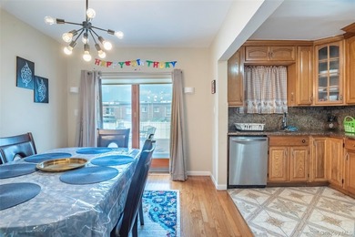 Welcome to this bright and beautiful residential gem in the - photo 5