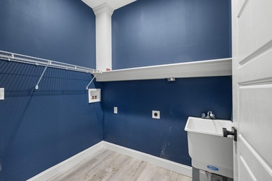 Excellent custom built home with year round lakefront water. 4 - photo 30