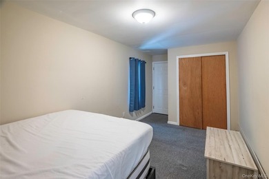 Welcome to this bright and beautiful residential gem in the - photo 10