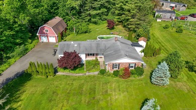 (private lake, pond, creek) Home For Sale in Woodbury Connecticut
