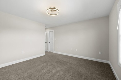 Excellent custom built home with year round lakefront water. 4 - photo 34