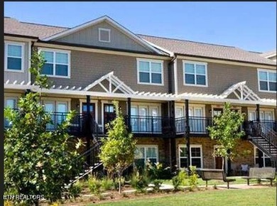 Fort Loudoun Lake Condo For Sale in Knoxville Tennessee