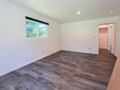 Start living your dream! This mostly finished 3-bedroom, 1-bath - photo 26