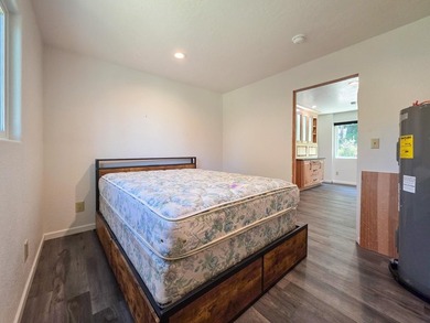 Start living your dream! This mostly finished 3-bedroom, 1-bath - photo 32