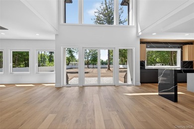 Welcome to this truly one-of-a-kind brand-new modern farmhouse - photo 6