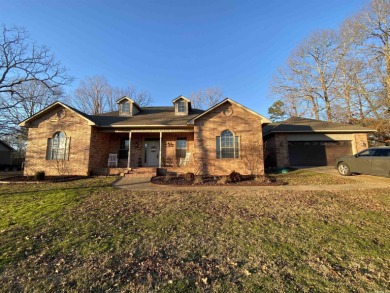 Lake Hamilton Home For Sale in Pearcy Arkansas