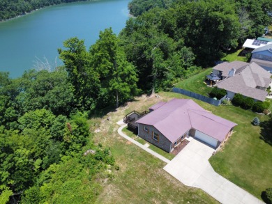 Hard to find. WATERFRONT!!!!! Year round lake home close to the - Lake Home Under Contract in Somerset, Kentucky