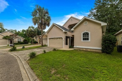 MOVE-IN READY & LOADS OF CHARACTER -- This beauty gives you the - photo 3