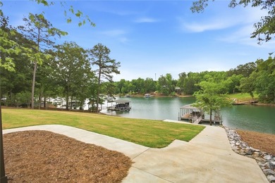 Luxury Lakefront Living on Lake Keowee Experience the pinnacle - photo 6