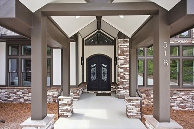 Luxury Lakefront Living on Lake Keowee Experience the pinnacle - photo 7