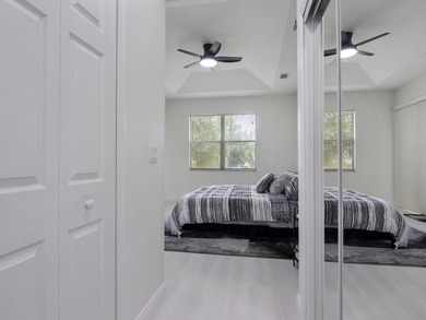 Completely remodeled 3-bedroom , 3-bathroom residence located in - photo 13