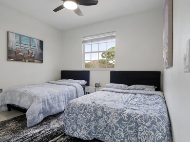 Completely remodeled 3-bedroom , 3-bathroom residence located in - photo 16
