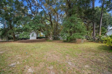 Don't miss this rare opportunity! This lovely corner lot - photo 8