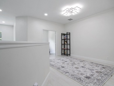 Completely remodeled 3-bedroom , 3-bathroom residence located in - photo 20