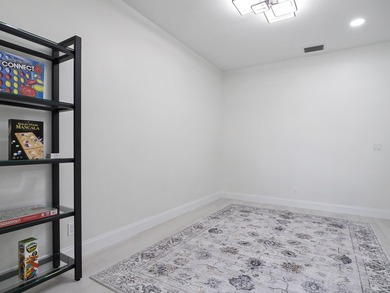 Completely remodeled 3-bedroom , 3-bathroom residence located in - photo 21